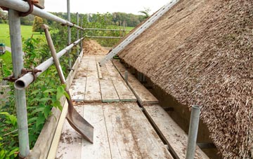 advantages of West Farndon thatch roofing